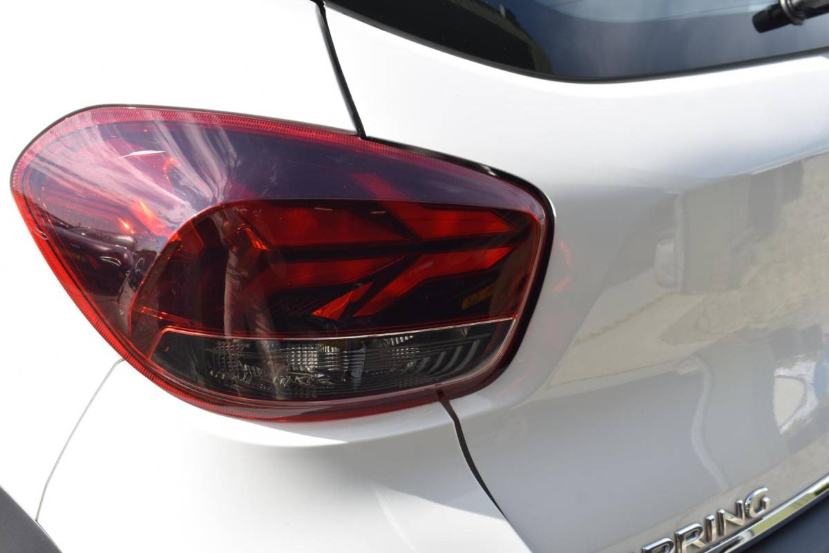 Dacia Spring Dacia Spring Expression 27 kWh | Camera | Carplay | All Season Banden |
