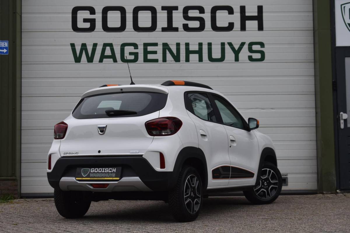 Dacia Spring Dacia Spring Expression 27 kWh | Camera | Carplay | All Season Banden |