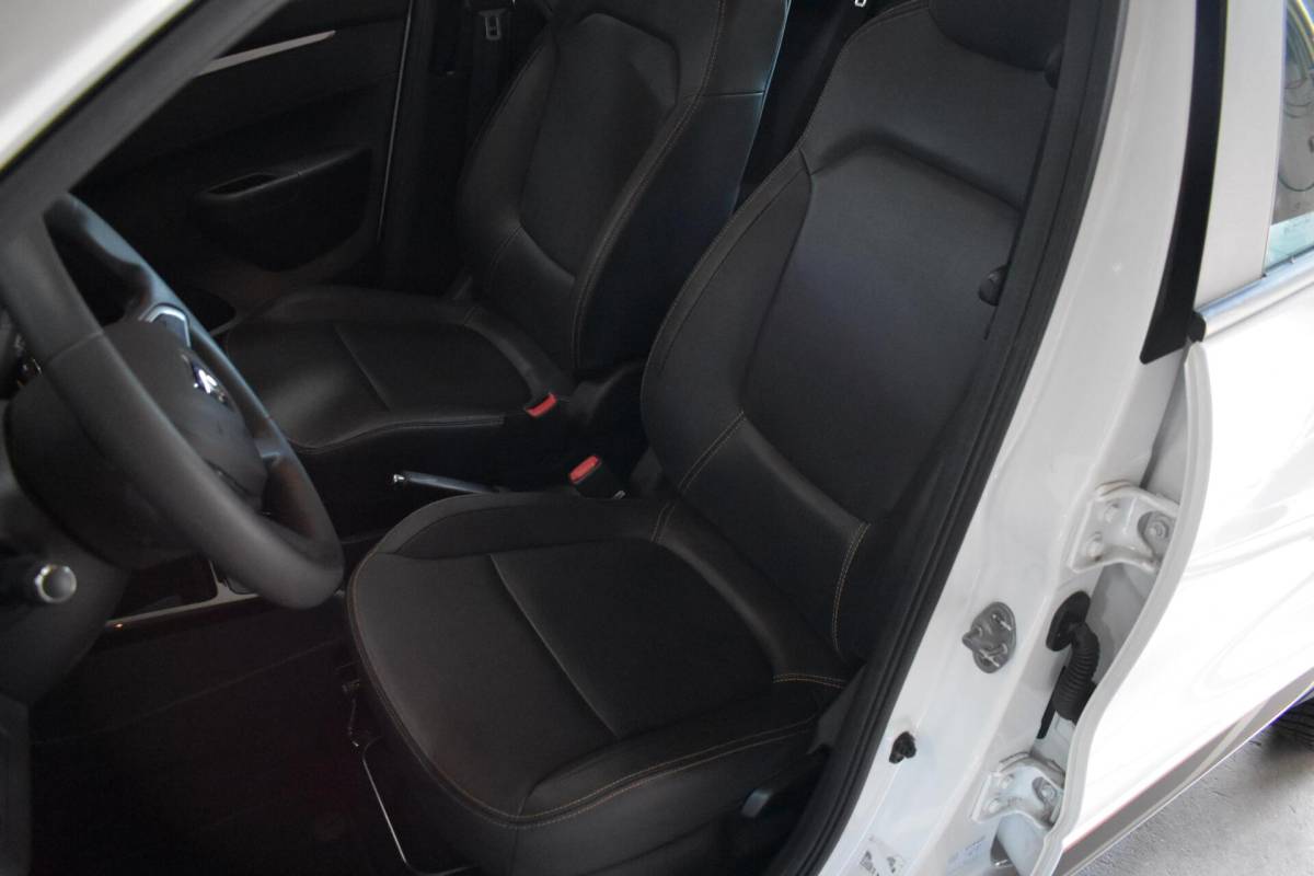 Dacia Spring Dacia Spring Expression 27 kWh | Camera | Carplay | All Season Banden |