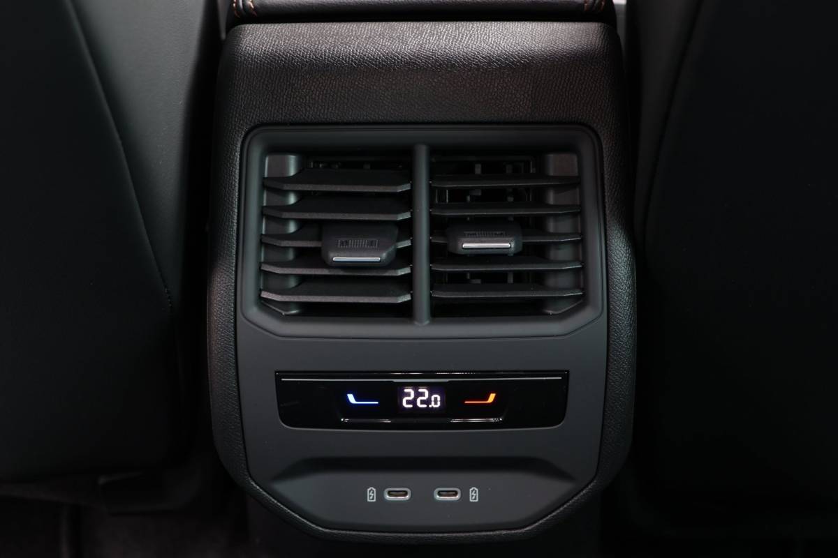 CUPRA Formentor Cupra Formentor 1.4 e-Hybrid SOH 100% Camera Memory-stoelen El. achterklep