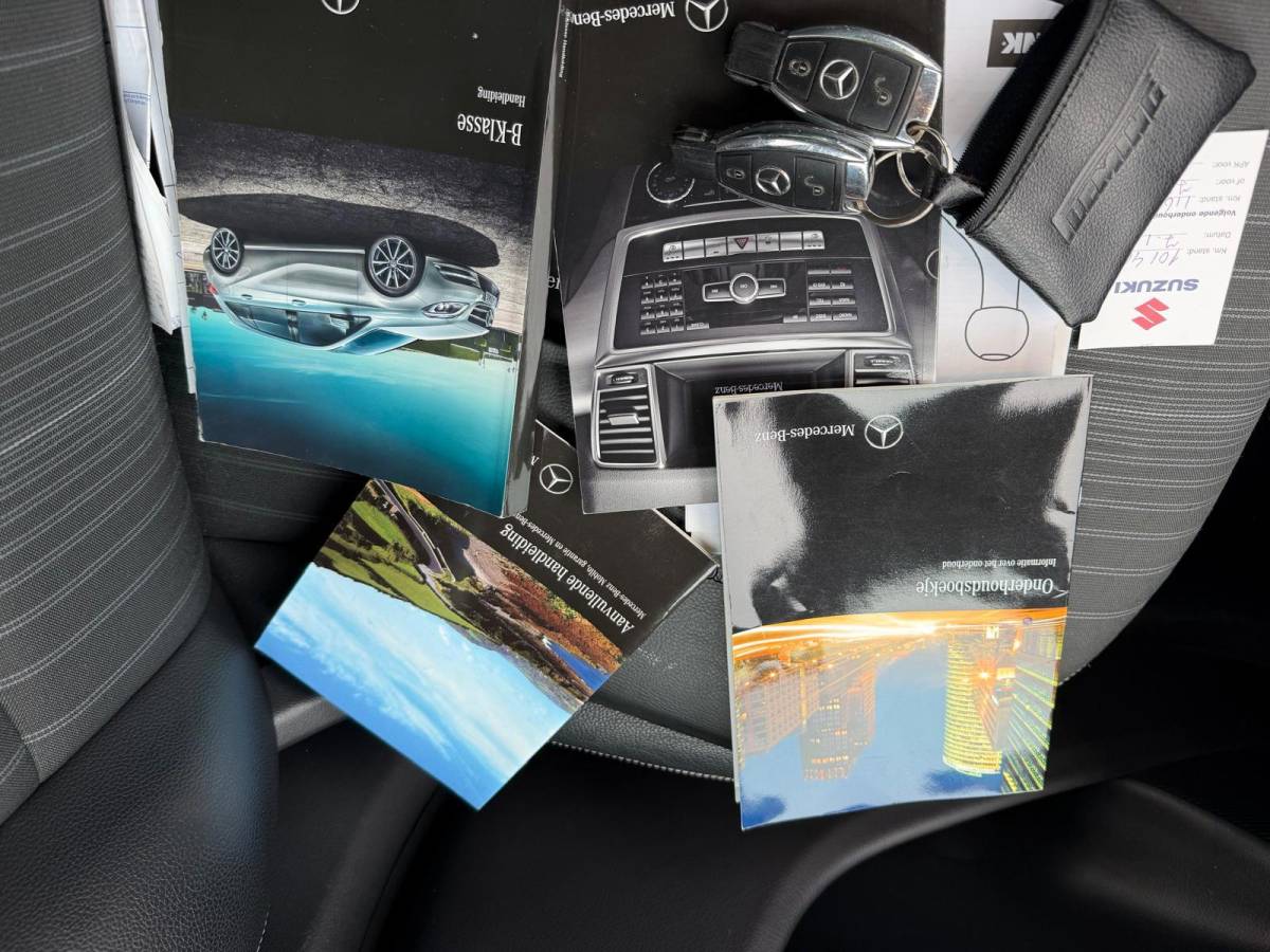 Mercedes-Benz B-Klasse Mercedes-Benz B-klasse 180 Ambition-NL AUTO-AUTOMAAT-CAMERA-TREKHAAK-