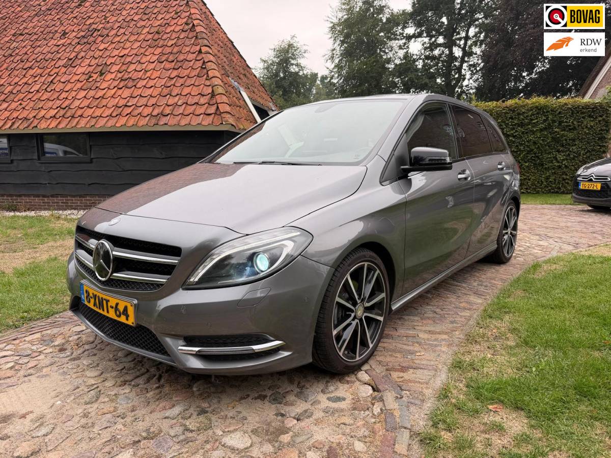 Mercedes-Benz B-Klasse Mercedes-Benz B-klasse 180 Ambition-NL AUTO-AUTOMAAT-CAMERA-TREKHAAK-
