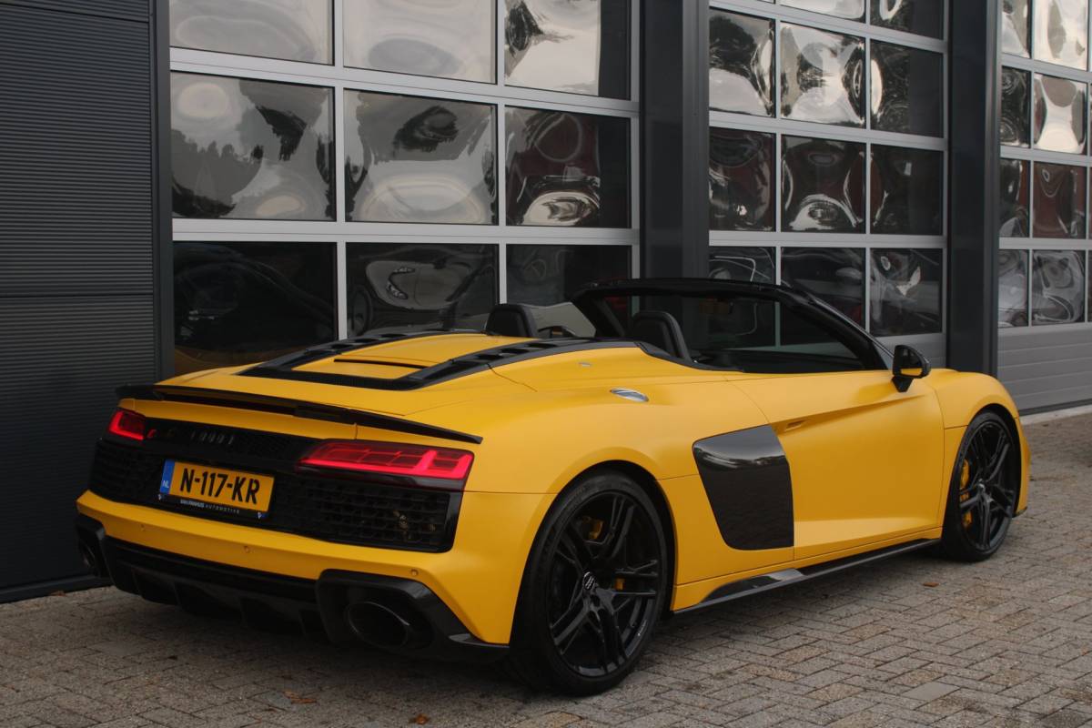 Audi R8 Audi R8 Spyder 5.2 Performance Quattro 620pk | Capristo | Bucket seats | Vegas yellow Matt