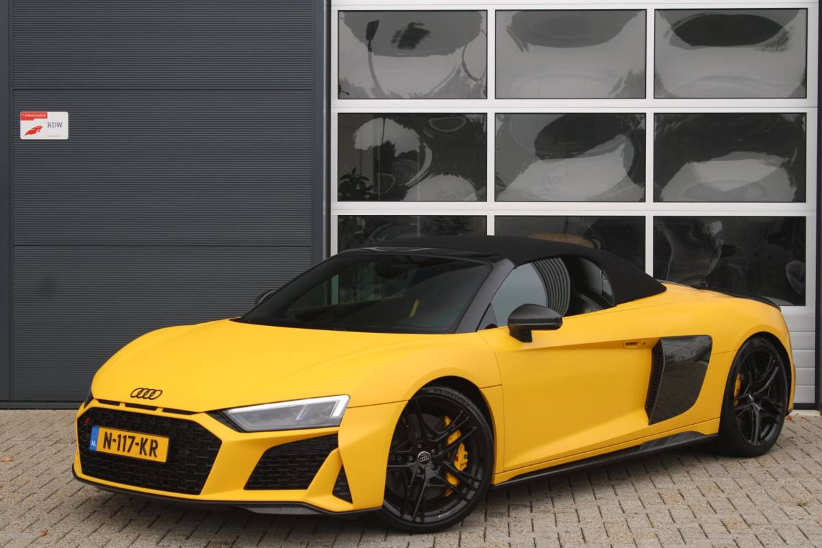 Audi R8 Audi R8 Spyder 5.2 Performance Quattro 620pk | Capristo | Bucket seats | Vegas yellow Matt