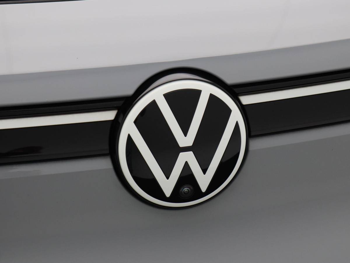 Volkswagen ID.4 Volkswagen ID.4 Pro 77 kWh 204 Pk | Trekhaak | 19 Inch | 360 Camera | Stoelverwarming | Adaptive Cruise | 101.358 Km!!