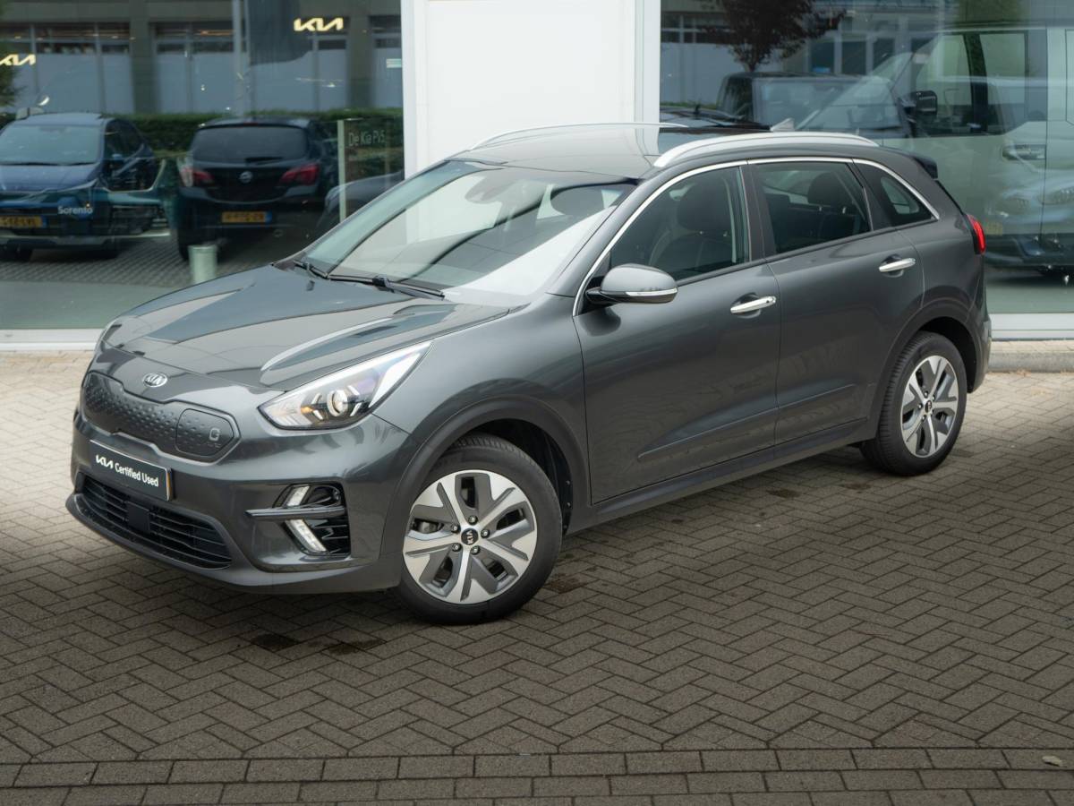 Kia e-Niro Kia e-Niro DynamicLine 64 kWh  | trekhaak |