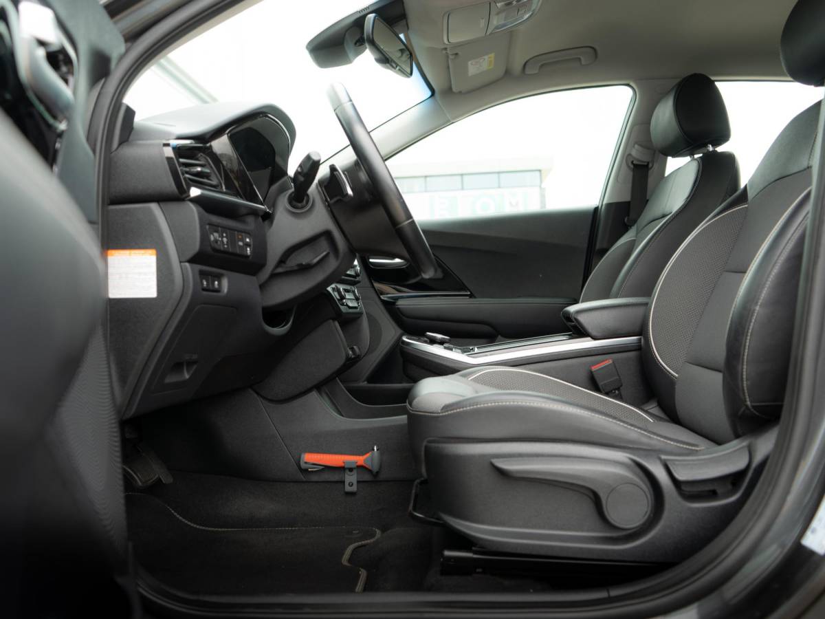 Kia e-Niro Kia e-Niro DynamicLine 64 kWh  | trekhaak |