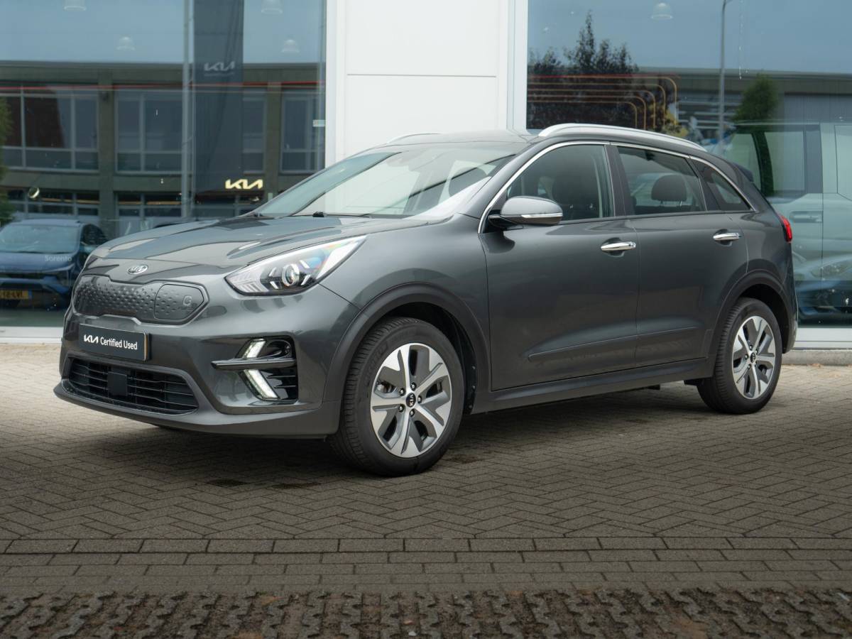 Kia e-Niro Kia e-Niro DynamicLine 64 kWh  | trekhaak |