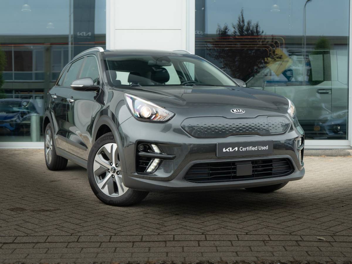 Kia e-Niro Kia e-Niro DynamicLine 64 kWh  | trekhaak |