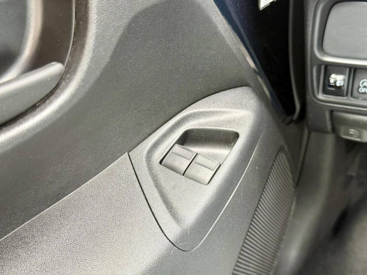 Peugeot 108 Peugeot 108 1.0 Active TOP! | LAGE KM NAP | Airco | 5 Deurs | Rijklaar | Bluetooth | Zuinig & Betrouwbaar |