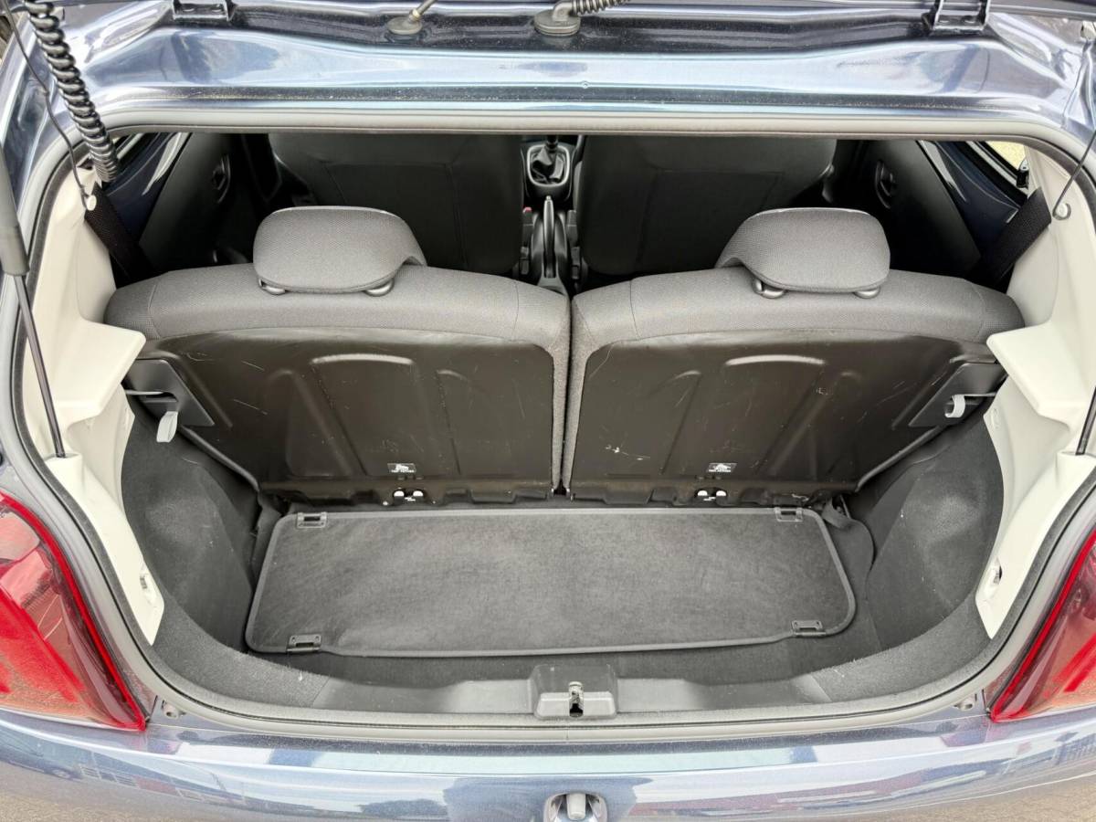Peugeot 108 Peugeot 108 1.0 Active TOP! | LAGE KM NAP | Airco | 5 Deurs | Rijklaar | Bluetooth | Zuinig & Betrouwbaar |