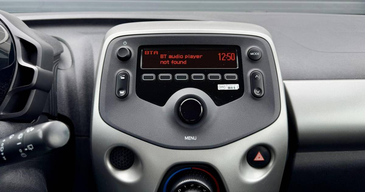 Peugeot 108 Peugeot 108 1.0 Active TOP! | LAGE KM NAP | Airco | 5 Deurs | Rijklaar | Bluetooth | Zuinig & Betrouwbaar |