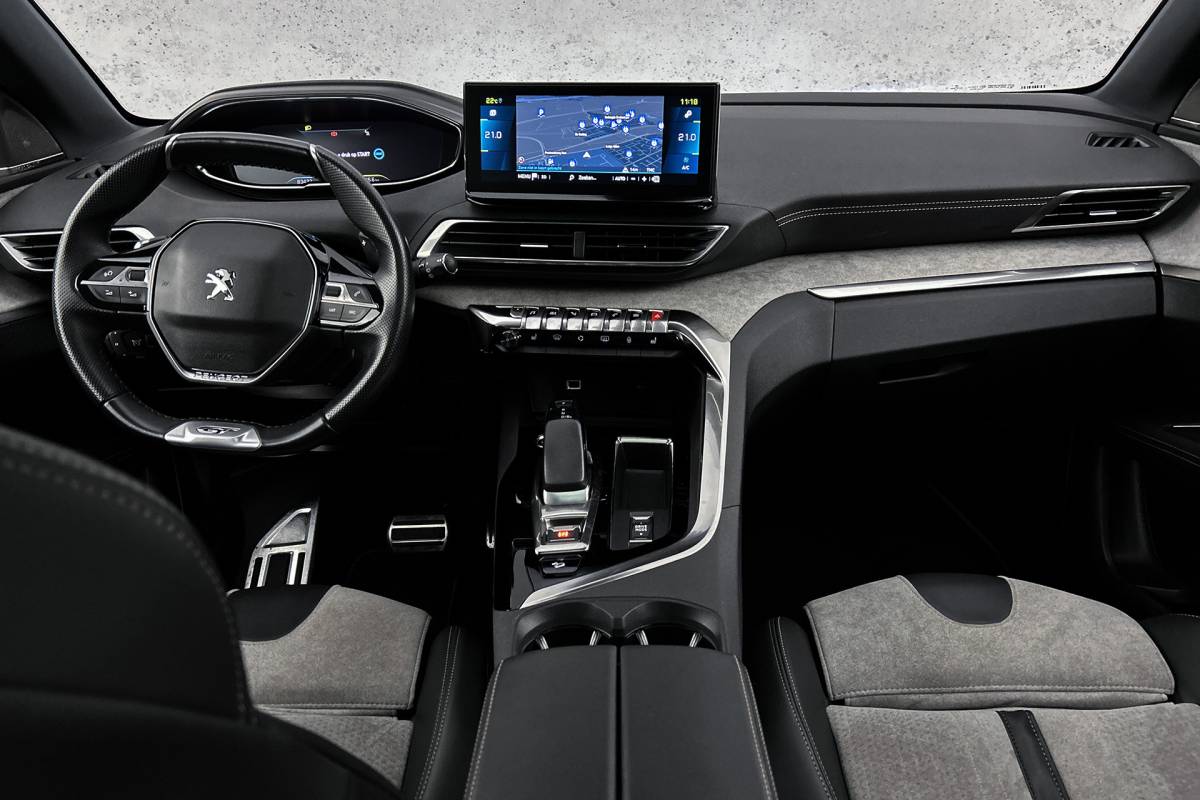 Peugeot 3008 Peugeot 3008 1.6 HYbrid4 300 Première | Camera | Stoelverwarming | LED
