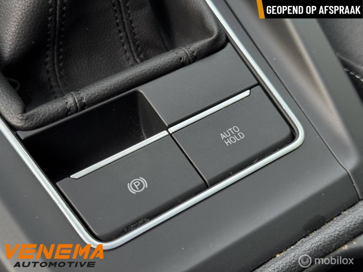 Volkswagen Golf VW Golf 1.5 TSI ACT 150pk|Pano| IQ.Drive |Camera |6-Bak |19″