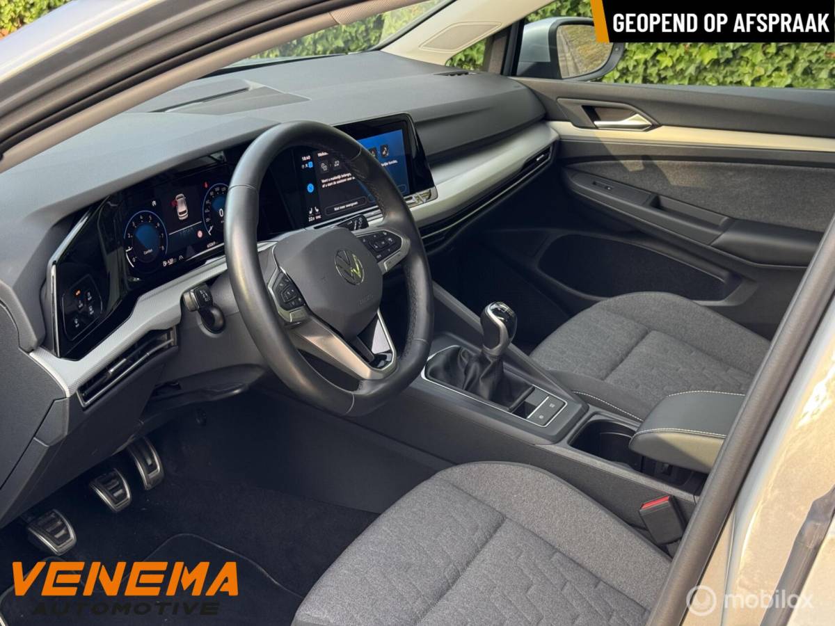 Volkswagen Golf VW Golf 1.5 TSI ACT 150pk|Pano| IQ.Drive |Camera |6-Bak |19″