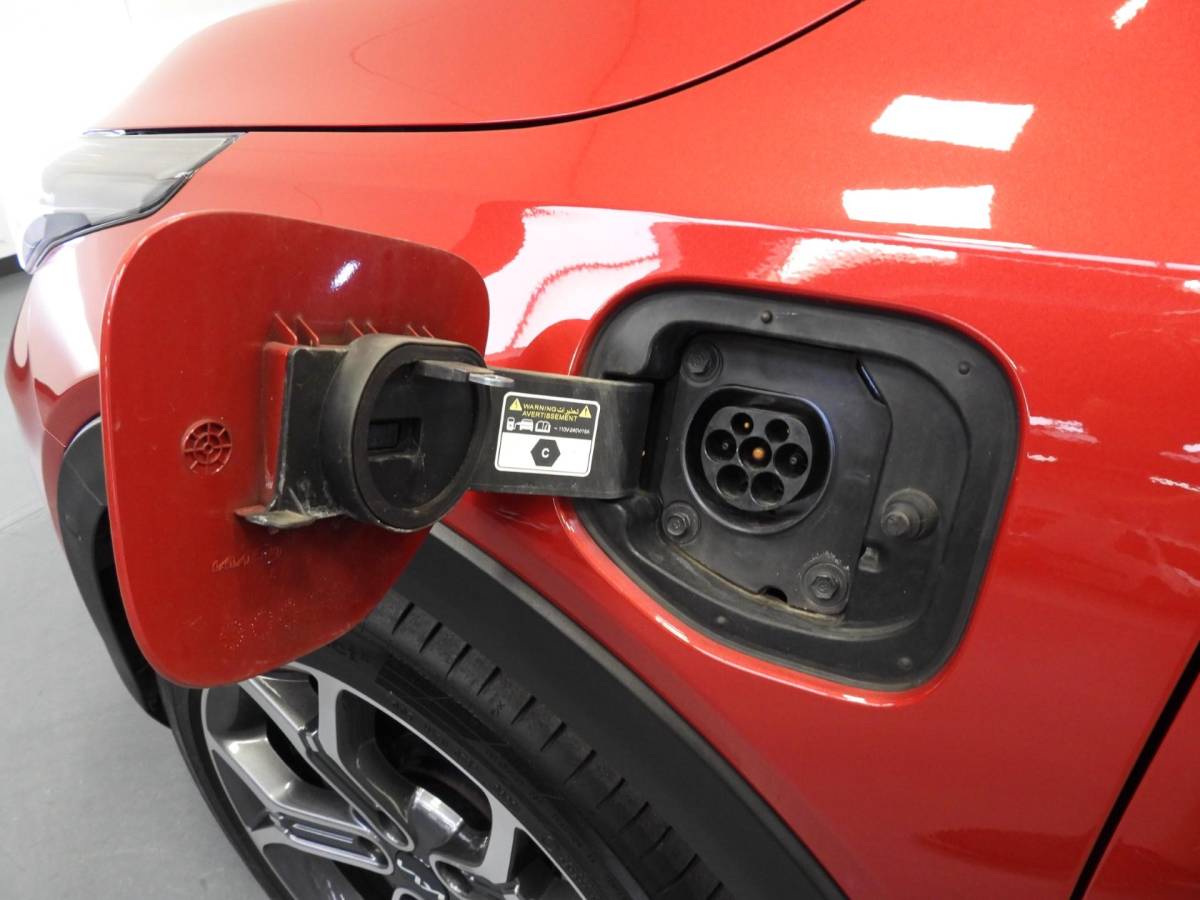 Kia XCeed Kia XCeed 1.6 GDi PHEV Plug-In ExecutiveLine LEER/MEMORY/LED/18″LMV!