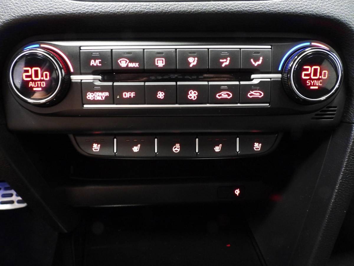 Kia XCeed Kia XCeed 1.6 GDi PHEV Plug-In ExecutiveLine LEER/MEMORY/LED/18″LMV!