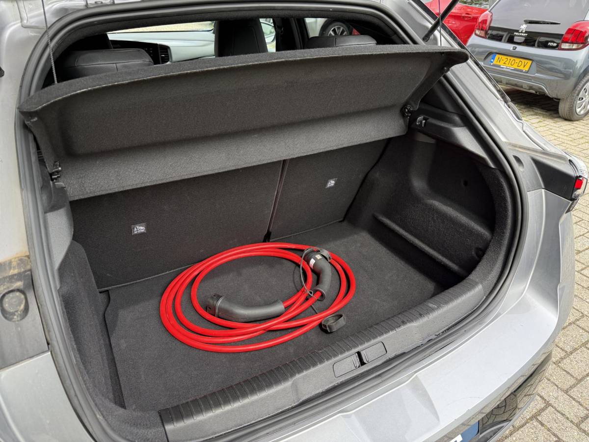 Opel Mokka-e Opel Mokka Electric GS 54 kWh | Two Tone | Achteruitrijcamera | Facelift model | Apple Carplay/Android Auto | LED | Privacy Glass
