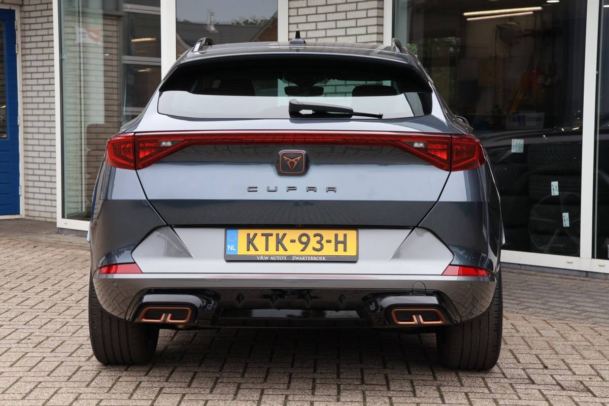 CUPRA Formentor Cupra Formentor 1.4 e-Hybrid Business SOH 99% Camera Trekhaak