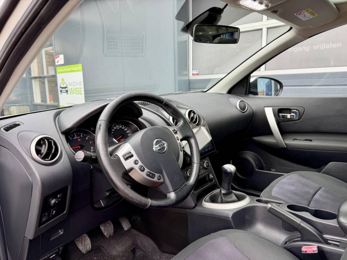 Nissan QASHQAI Nissan Qashqai +2 1.6 – 117pk Visia | 7 PERSOONS | Lage KM | Nieuwe Ketting & Rijklaar | Trekhaak | Cruise |