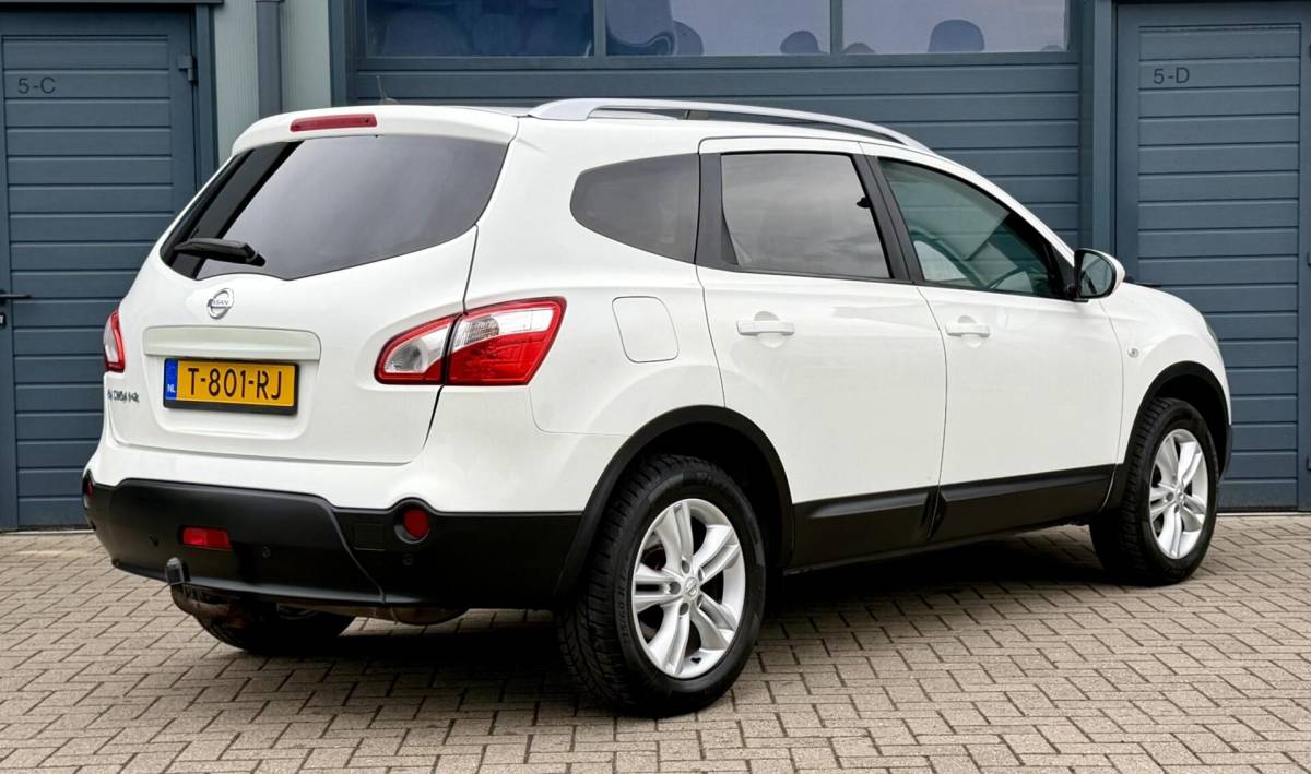 Nissan QASHQAI Nissan Qashqai +2 1.6 – 117pk Visia | 7 PERSOONS | Lage KM | Nieuwe Ketting & Rijklaar | Trekhaak | Cruise |