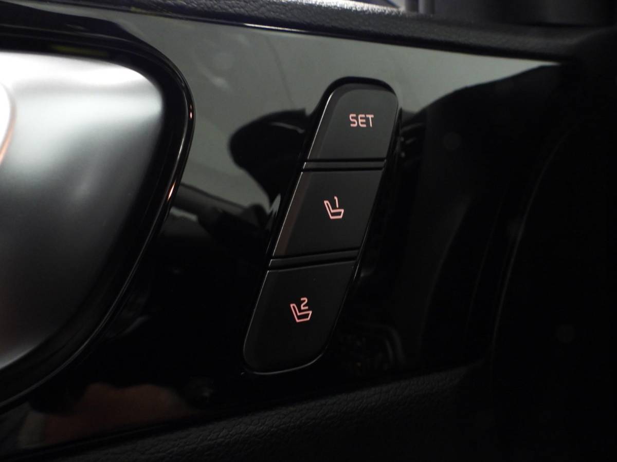 Kia Ceed Sportswagon Kia Ceed Sportswagon 1.6 GDI PHEV Plug-In ExecutiveLine TREKH./LEER/MEMORY/LED/17″LMV!