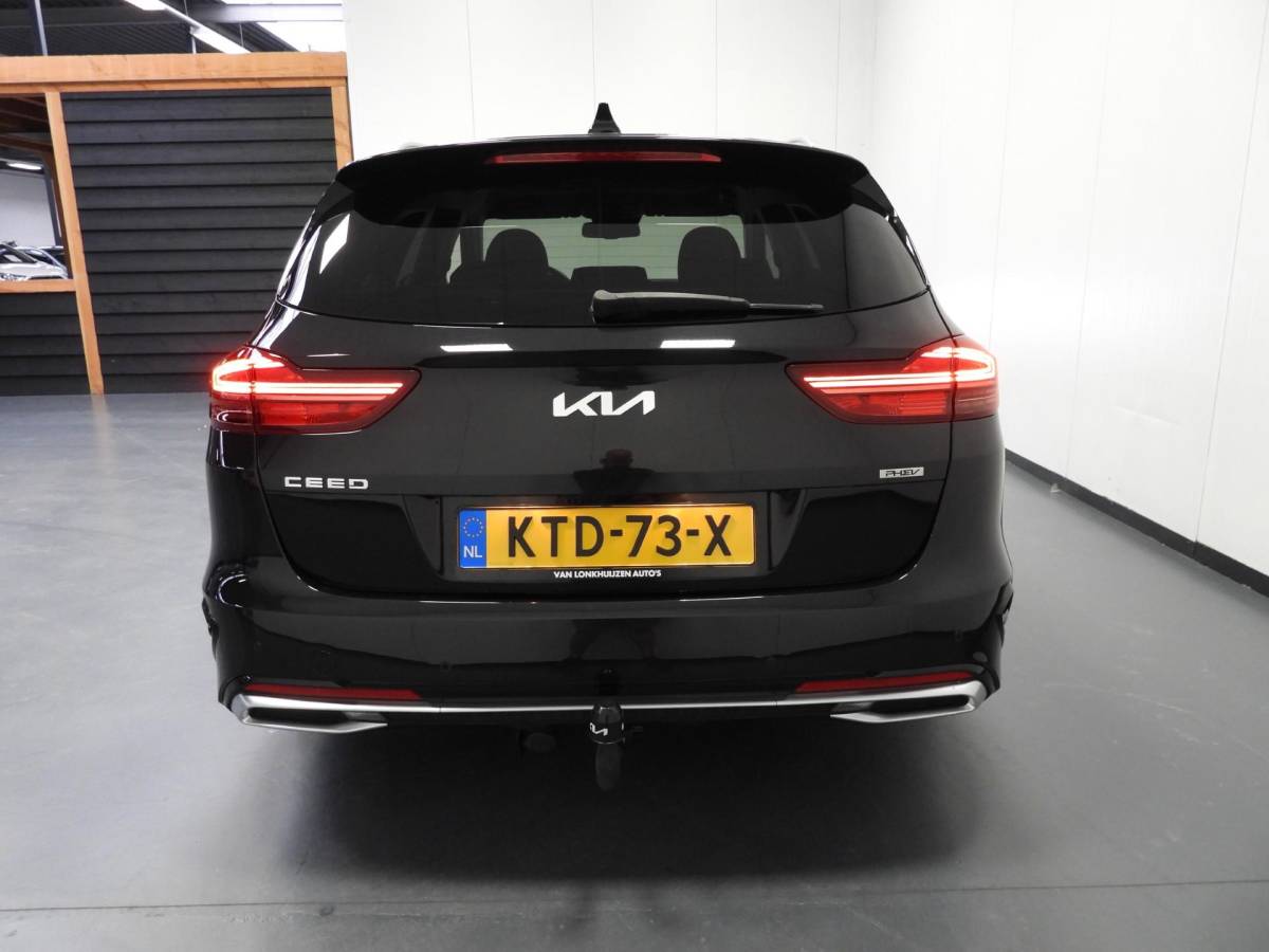 Kia Ceed Sportswagon Kia Ceed Sportswagon 1.6 GDI PHEV Plug-In ExecutiveLine TREKH./LEER/MEMORY/LED/17″LMV!