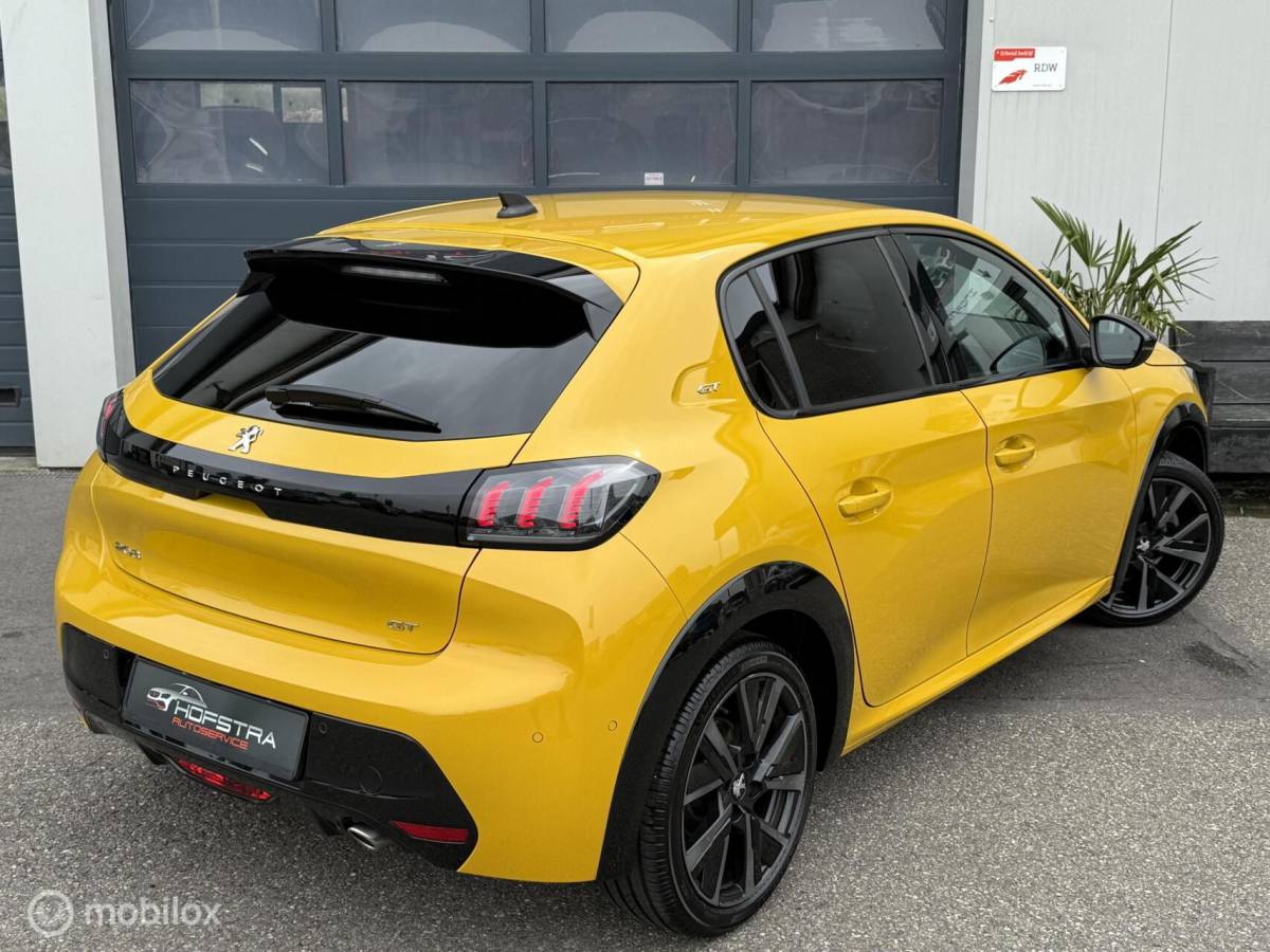 Peugeot 208 Peugeot 208 1.2 PureTech GT Pack Camera Adapt-Cruise Bomvol!