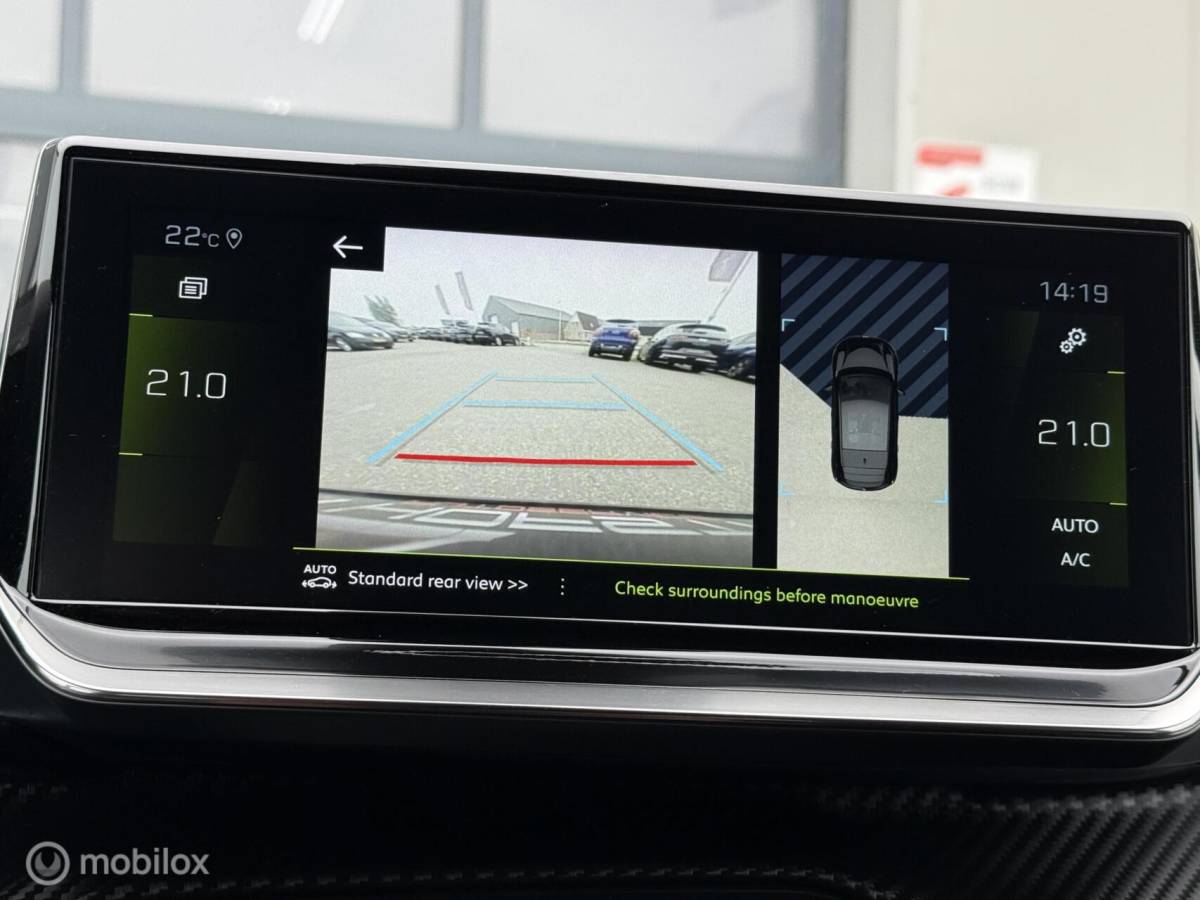 Peugeot 208 Peugeot 208 1.2 PureTech GT Pack Camera Adapt-Cruise Bomvol!