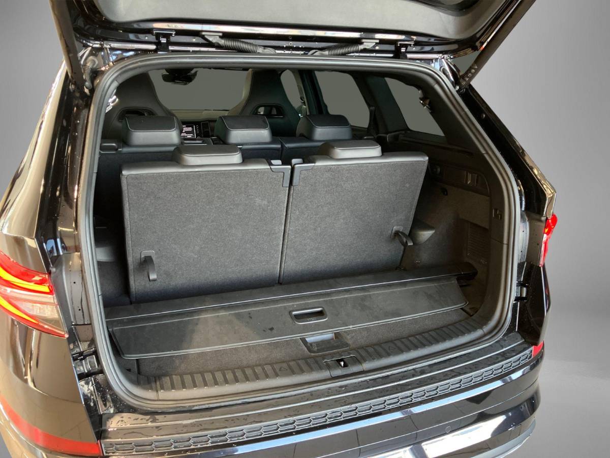 Škoda Kodiaq Skoda Kodiaq 1.5TSI/150PK Sportline Business 7p. DSG · Panoramadak · Camera · Leder/Alcantara · Apple/Android Car Play ·