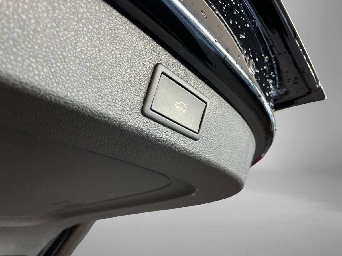 Škoda Kodiaq Skoda Kodiaq 1.5TSI/150PK Sportline Business 7p. DSG · Panoramadak · Camera · Leder/Alcantara · Apple/Android Car Play ·