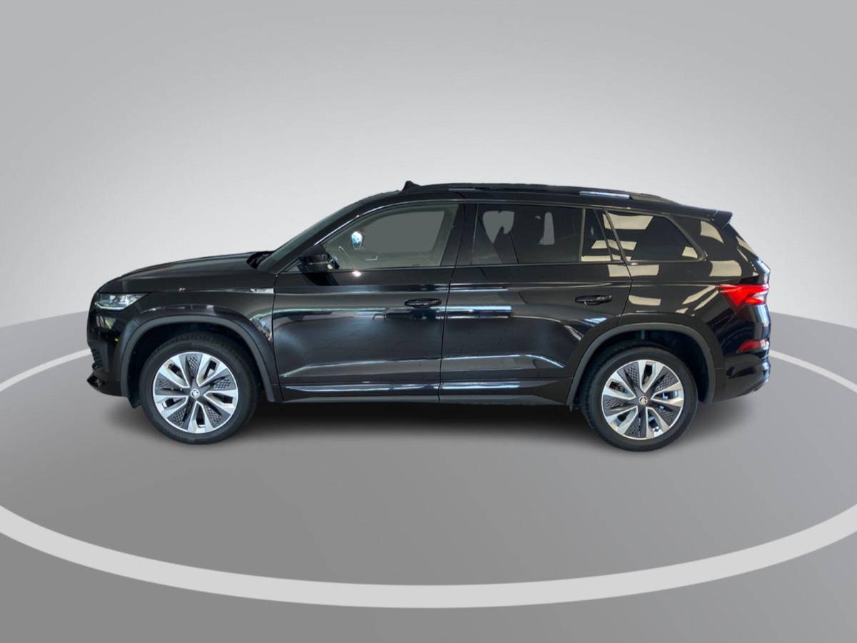 Škoda Kodiaq Skoda Kodiaq 1.5TSI/150PK Sportline Business 7p. DSG · Panoramadak · Camera · Leder/Alcantara · Apple/Android Car Play ·