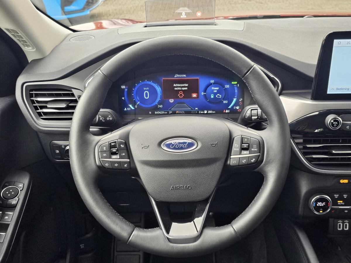 Ford Kuga Ford Kuga 2.5 PHEV Titanium | Adaptive cruise control | Camera | Dodehoeksensoren | Head up display | Koplampen adaptief