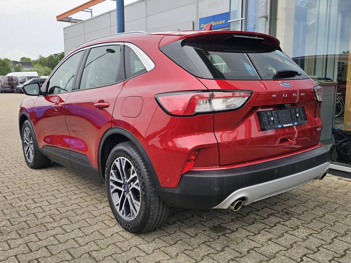 Ford Kuga Ford Kuga 2.5 PHEV Titanium | Adaptive cruise control | Camera | Dodehoeksensoren | Head up display | Koplampen adaptief