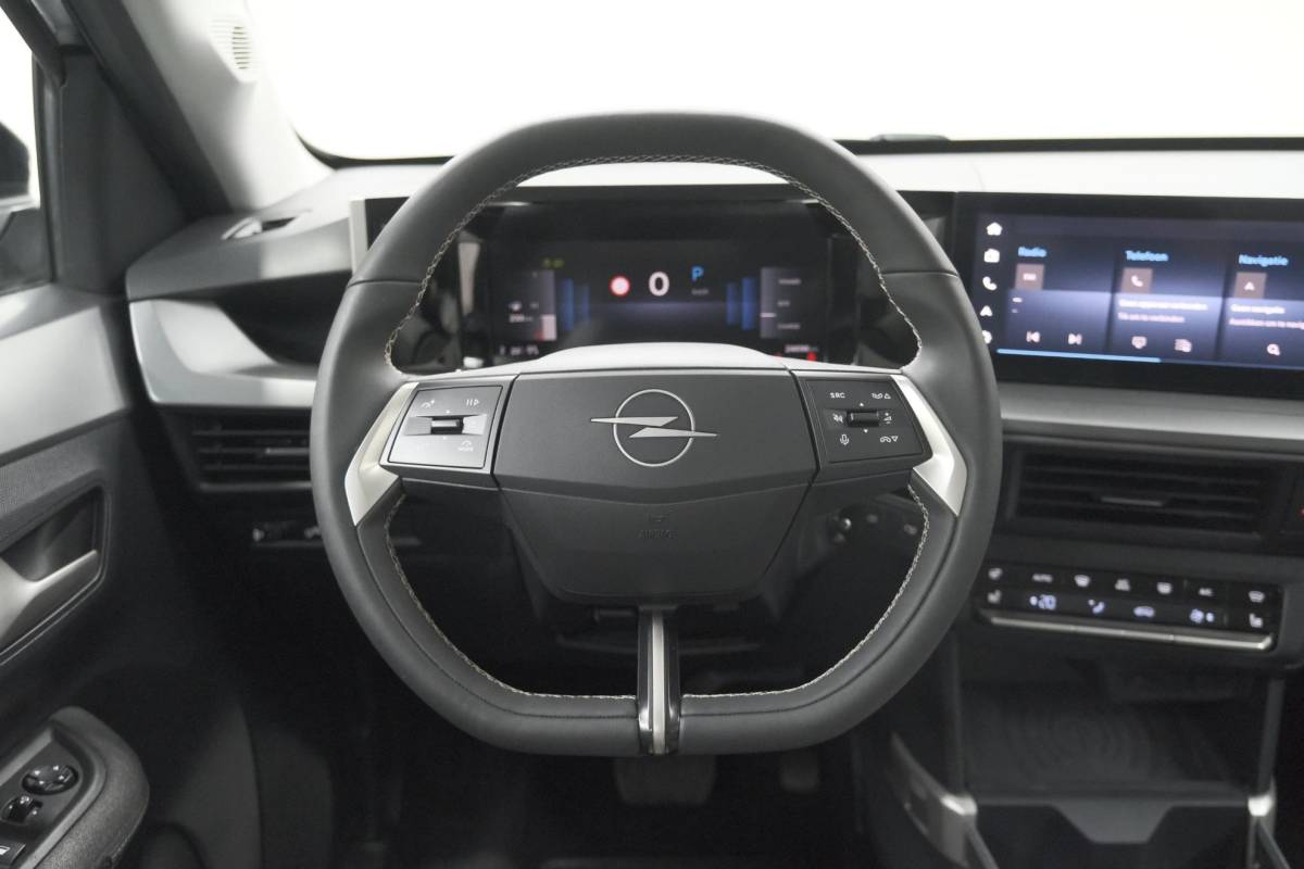 Opel Frontera Opel Frontera 1.2 Turbo Hybrid 136 GS | Allseason Banden | Comfort Pakket | Navigatie | Dodehoekdetectie