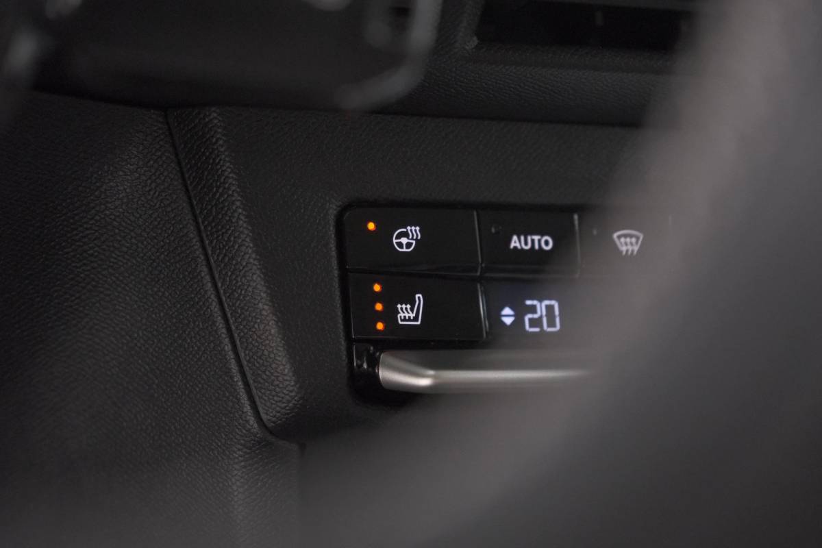 Opel Frontera Opel Frontera 1.2 Turbo Hybrid 136 GS | Allseason Banden | Comfort Pakket | Navigatie | Dodehoekdetectie