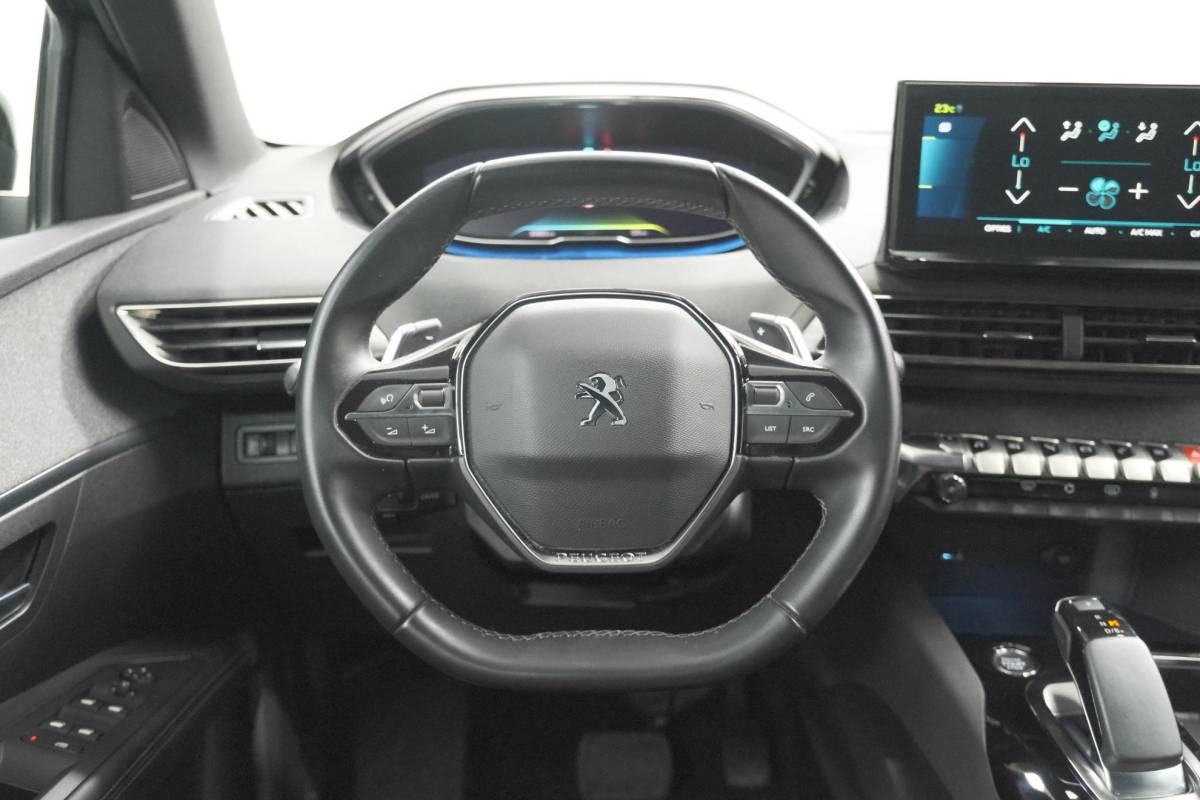 Peugeot 3008 Peugeot 3008 1.6 HYbrid 225 Allure | Camera | Dodehoekdetectie | Navigatie | Apple Carplay
