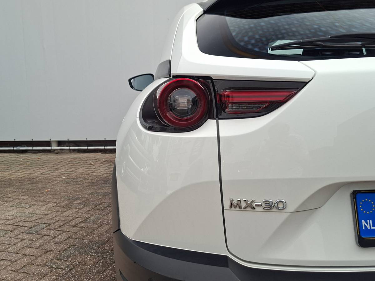 Mazda MX-30 Mazda MX-30 e-SkyActiv R-EV 170 Prime-line PHEV Carplay Camera 1Eigenaar Plug-in