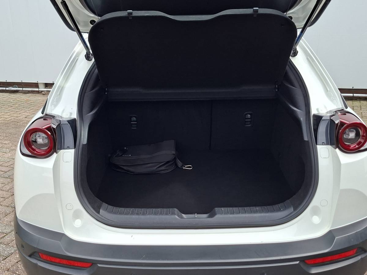 Mazda MX-30 Mazda MX-30 e-SkyActiv R-EV 170 Prime-line PHEV Carplay Camera 1Eigenaar Plug-in