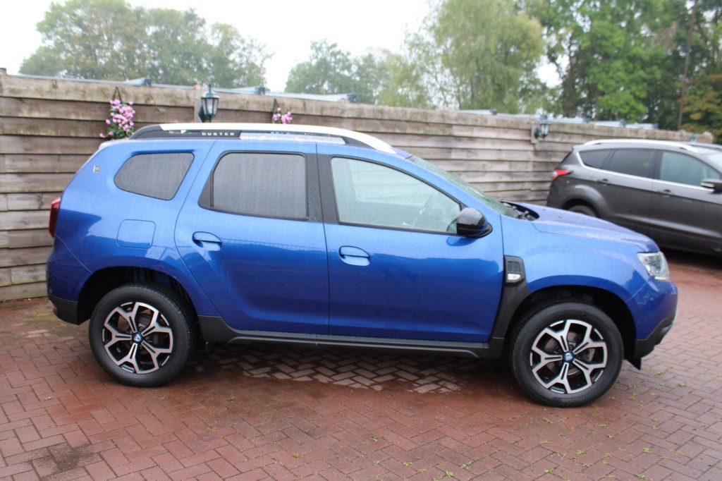 Dacia Duster Dacia Duster 1.0 TCe 100pk Bi-Fuel LPG-G3 15th Anniversary ECC/cruise/navi/trekhaak