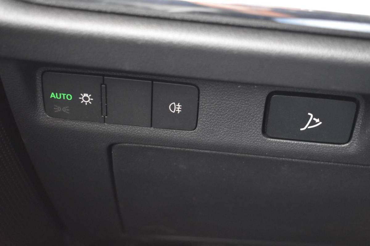Škoda Enyaq iV Skoda Enyaq iV 80 | 93% SOH | Camera | Stuurverwarming | Carplay |