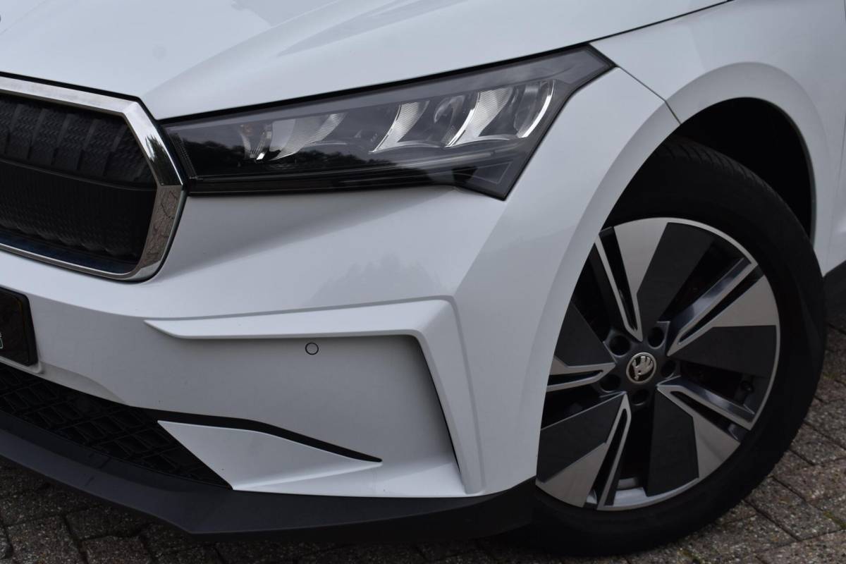 Škoda Enyaq iV Skoda Enyaq iV 80 | 93% SOH | Camera | Stuurverwarming | Carplay |