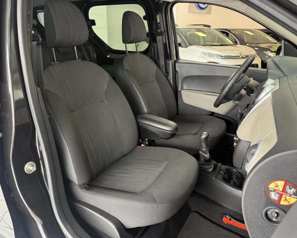 Dacia Dokker Dacia Dokker 1.2 TCe Lauréate Airco Bovag Garantie