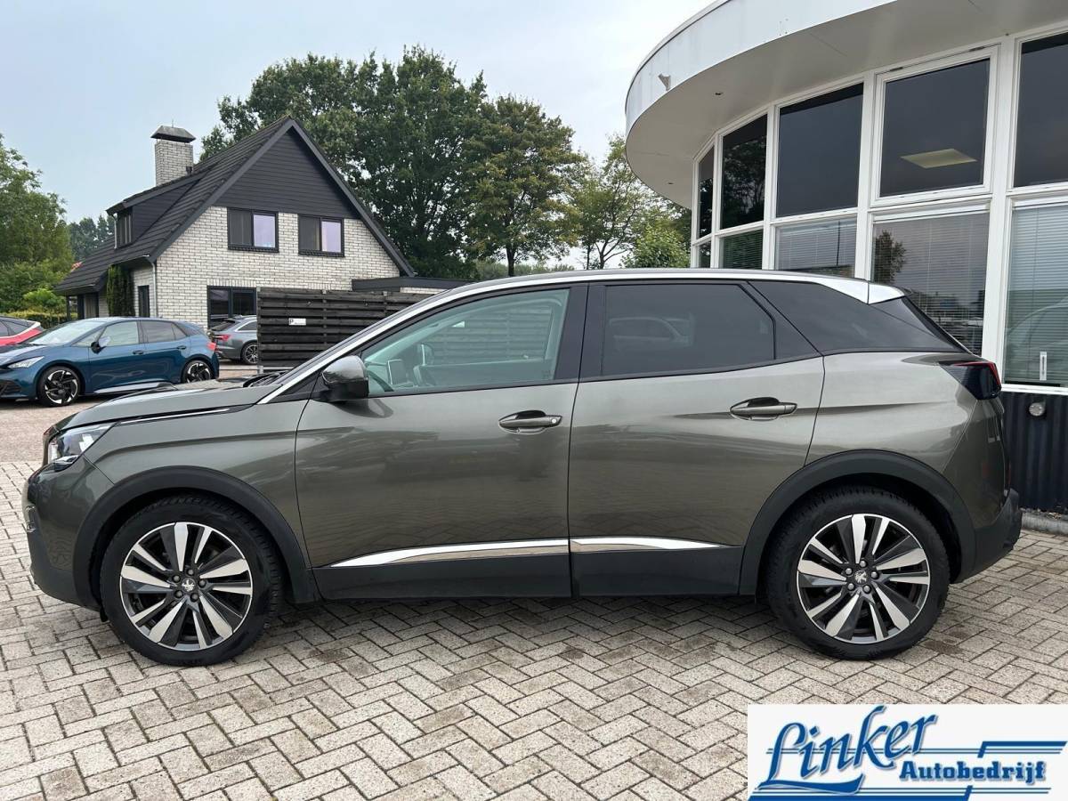 Peugeot 3008 Peugeot 3008 1.2 Blue Lease Premium| Nieuwe distributie|