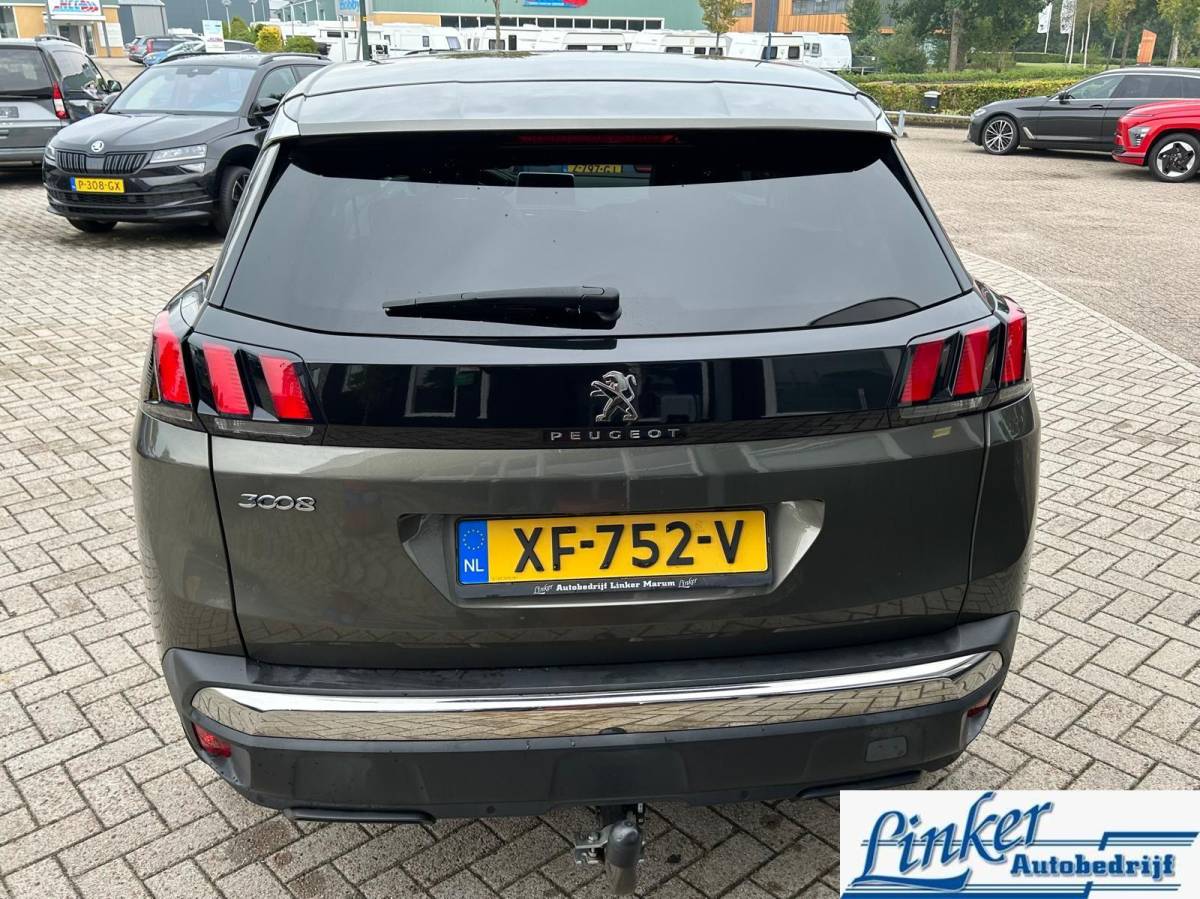 Peugeot 3008 Peugeot 3008 1.2 Blue Lease Premium| Nieuwe distributie|
