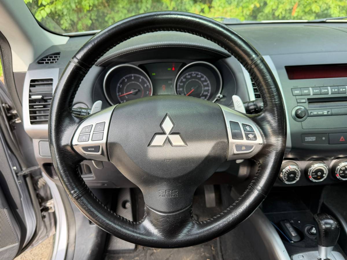 Mitsubishi Outlander Mitsubishi Outlander 2.0 Edition Two | Cruise control + Pano Nu € 5.500,- !!!