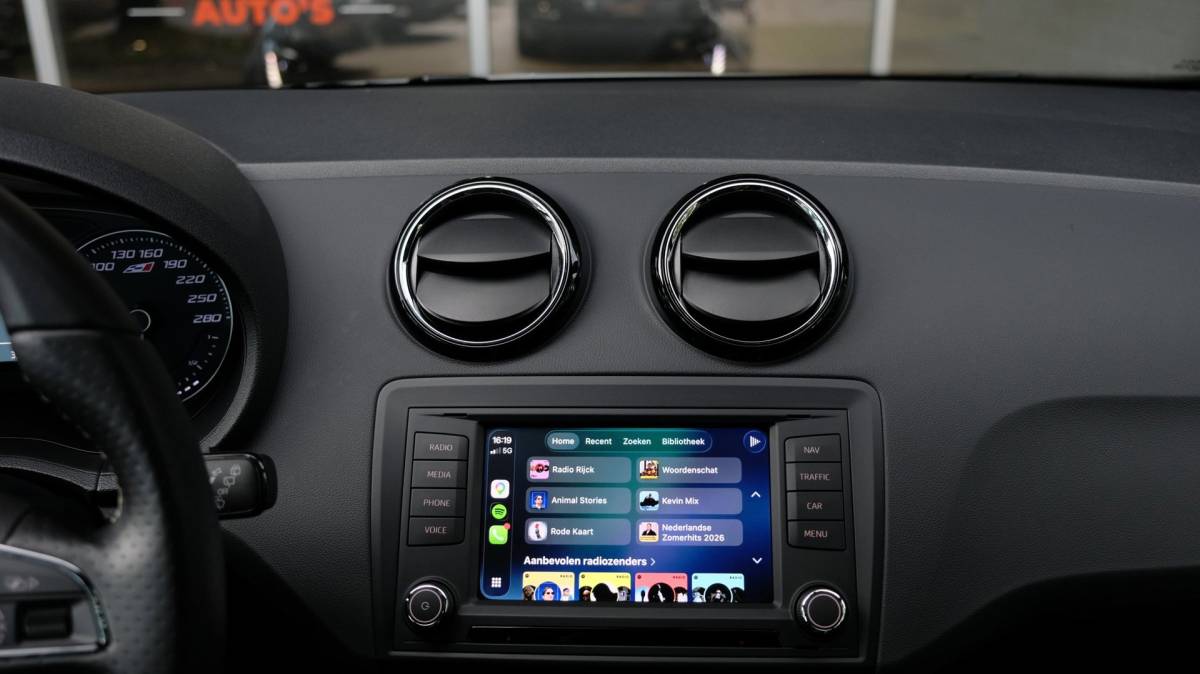 SEAT Ibiza Seat Ibiza SC 1.8 TSI Cupra 192PK Carplay Cruise Pano Led