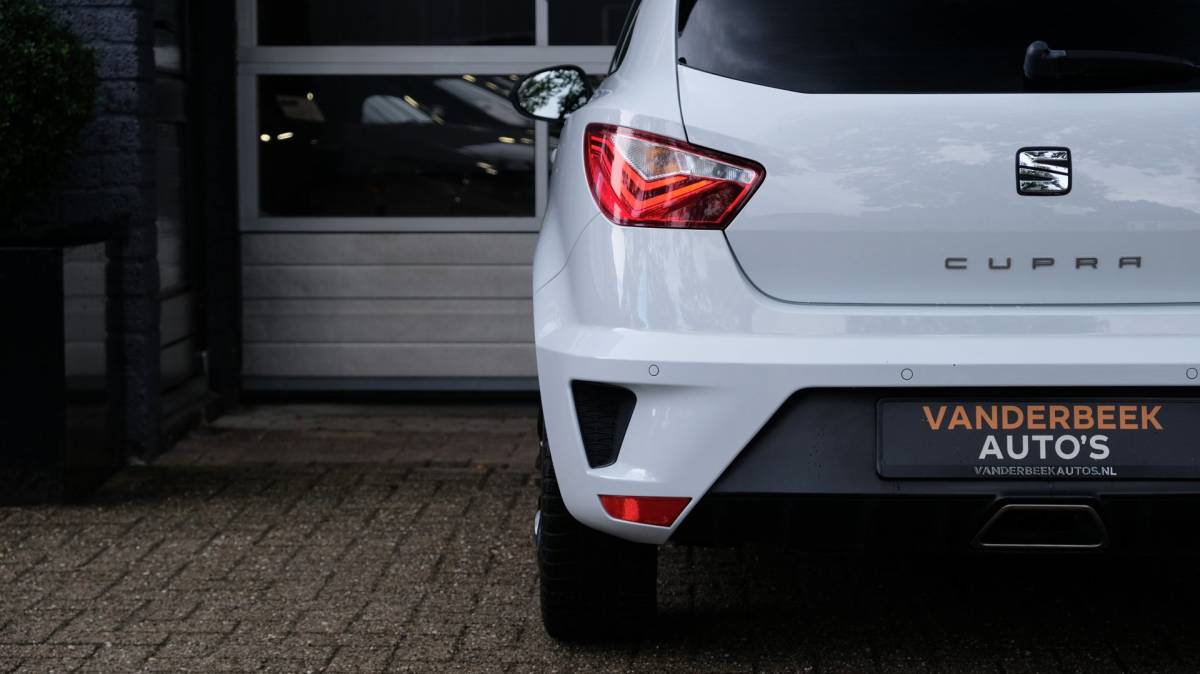 SEAT Ibiza Seat Ibiza SC 1.8 TSI Cupra 192PK Carplay Cruise Pano Led