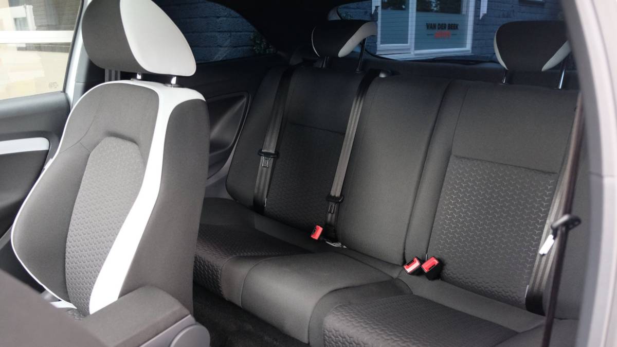 SEAT Ibiza Seat Ibiza SC 1.8 TSI Cupra 192PK Carplay Cruise Pano Led