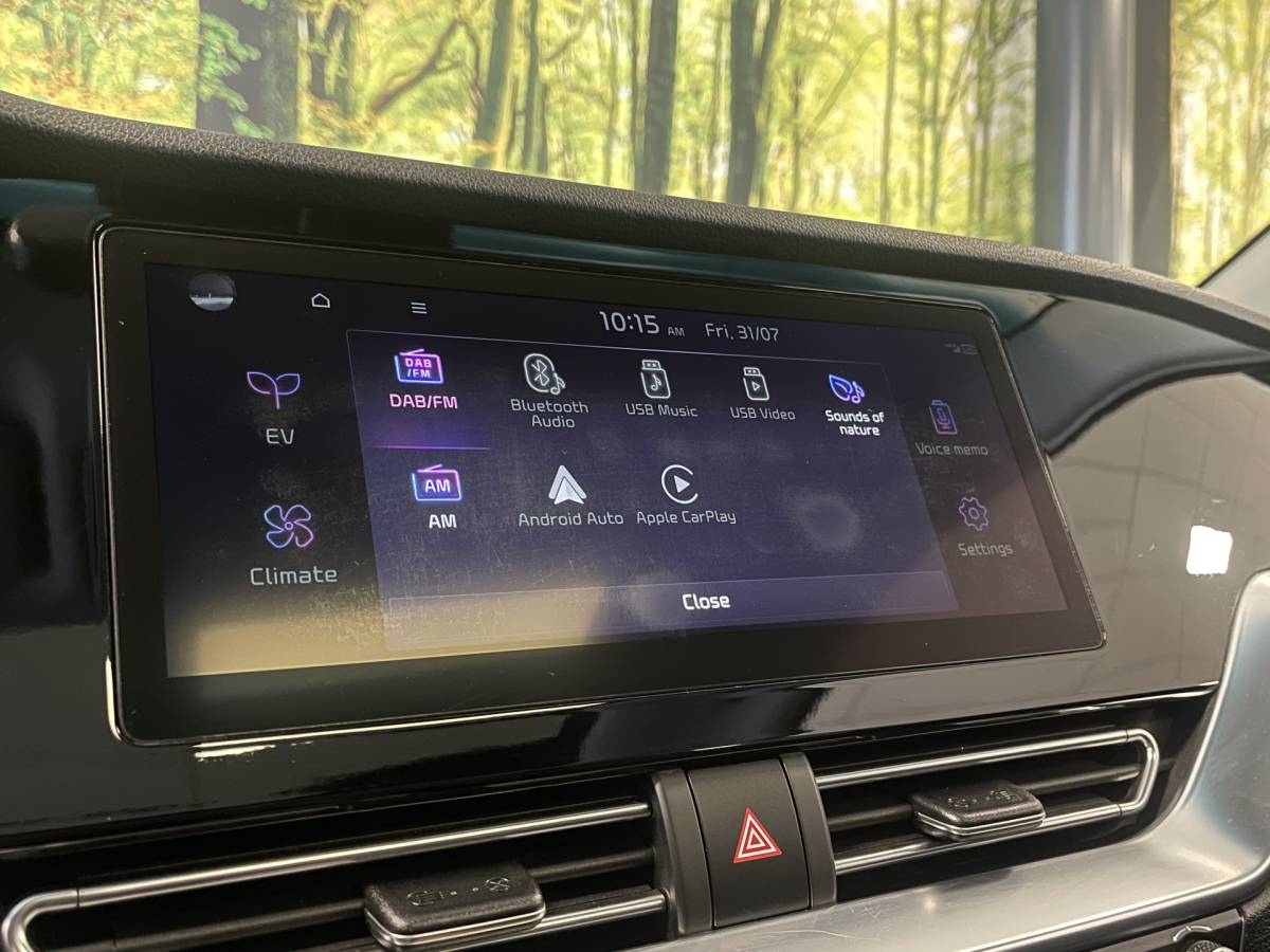 Kia e-Niro Kia e-Niro DynamicPlusLine 39 kWh | Apple carplay | Stuurwielverwarming | Camera | DAB | Keyless | Airco | Panoramadak |